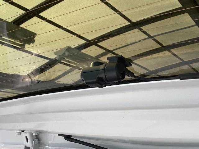 Ｎ－ＢＯＸ ベースグレード　純正ナビ　フルセグ　リアカメラ　アイスト　セキュリティアラーム　地デジＴＶ　誤発信抑制機能　キーレスエントリー　前席シートヒーター　ＵＳＢポート　バックカメラ付　スマートキ　運転席エアバッグ　ナビＴＶ（24枚目）