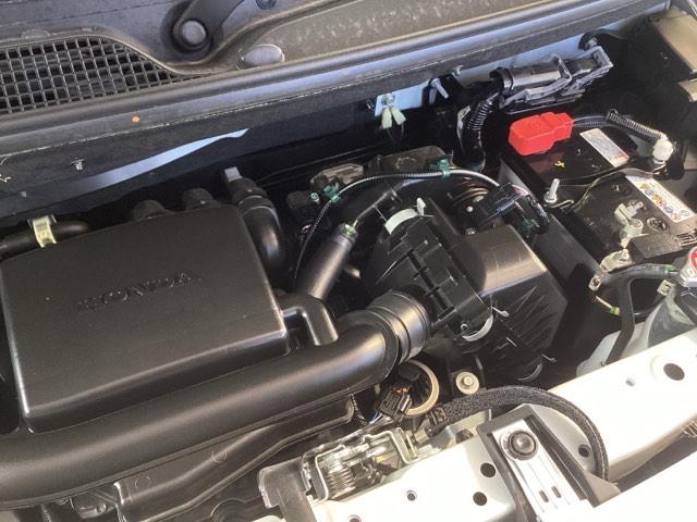 Ｎ－ＢＯＸ ベースグレード　純正ナビ　フルセグ　リアカメラ　アイスト　セキュリティアラーム　地デジＴＶ　誤発信抑制機能　キーレスエントリー　前席シートヒーター　ＵＳＢポート　バックカメラ付　スマートキ　運転席エアバッグ　ナビＴＶ（25枚目）