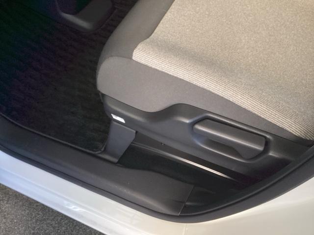 Ｎ－ＢＯＸ ベースグレード　純正ナビ　フルセグ　リアカメラ　アイスト　セキュリティアラーム　地デジＴＶ　誤発信抑制機能　キーレスエントリー　前席シートヒーター　ＵＳＢポート　バックカメラ付　スマートキ　運転席エアバッグ　ナビＴＶ（41枚目）