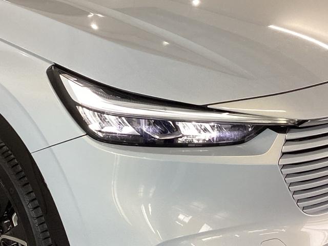 ヴェゼル ｅ：ＨＥＶＺ　純正メモリーナビ　ドラレコ　リアカメラ　地上デジタル　ＵＳＢ入力　ハンズフリーテールゲート　シートＨ　サイドエアＢ　パークセンサー　リヤカメラ　点検記録簿　ＬＥＤヘットライト　ＥＳＣ　パワステ　ＡＡＣ（22枚目）