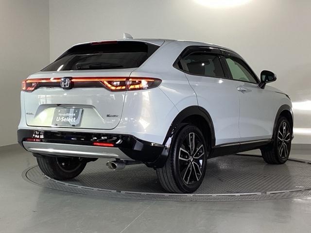 ヴェゼル ｅ：ＨＥＶＺ　純正メモリーナビ　ドラレコ　リアカメラ　地上デジタル　ＵＳＢ入力　ハンズフリーテールゲート　シートＨ　サイドエアＢ　パークセンサー　リヤカメラ　点検記録簿　ＬＥＤヘットライト　ＥＳＣ　パワステ　ＡＡＣ（31枚目）