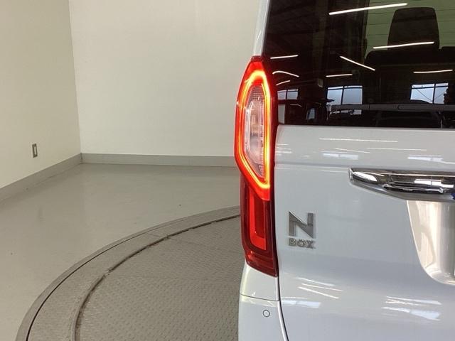 N-BOX L 純正ナビ フルセグ リアカメラ USB入力 DVD視聴可能 LEDランプ 運転席エアバッグ イモビライザー キーフリー Rカメ パワーウインドウ ナビTV 助手席エアバッグ ETC付 エアコン 地デジ(35枚目)