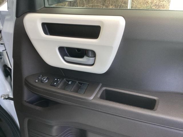 N-BOX L 純正ナビ フルセグ リアカメラ USB入力 DVD視聴可能 LEDランプ 運転席エアバッグ イモビライザー キーフリー Rカメ パワーウインドウ ナビTV 助手席エアバッグ ETC付 エアコン 地デジ(48枚目)