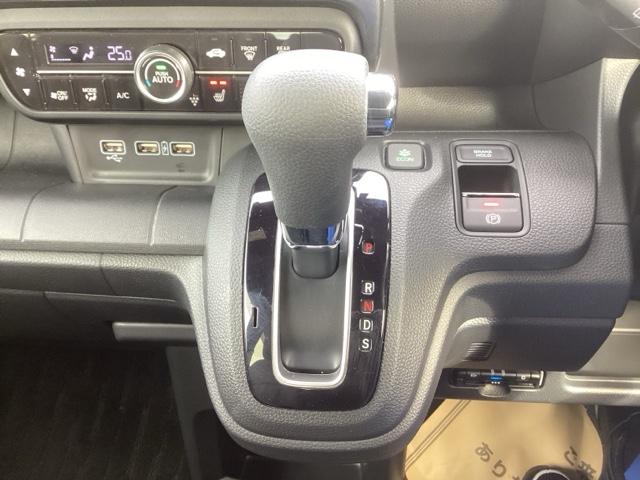 �V�t�g�̓C���p�l�V�t�g�A�p�[�L���O�u���[�L�͓d�q����ƂȂ��Ă��܂��B