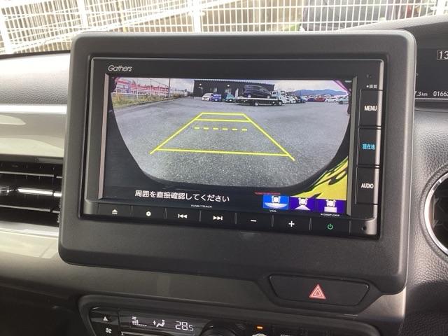 �o�b�N���j�^�[�ɃK�C�h���\���t���Ȃ̂ŎԌɓ�������S�y�J�����A���O���͂R�p�^�[������I�ׂ܂��z�m��Ȃ����ł����S���Ċy�������o�������ł��܂��B