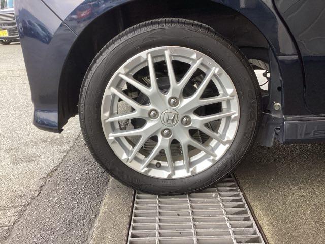 Ｎ－ＢＯＸカスタム ＥＸターボ　純正ナビ　スーパースライドシート　アイドルＳＴＯＰ　ソナー　衝突被害軽減装置　ＤＶＤ　サイドエアバック　横滑り防止装置　ＬＥＤランプ　ＡＢＳ　ＵＳＢ　地デジ　エアバッグ　盗難防止装置　オートエアコン（27枚目）