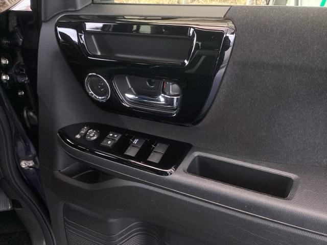 Ｎ－ＢＯＸカスタム ＥＸターボ　純正ナビ　スーパースライドシート　アイドルＳＴＯＰ　ソナー　衝突被害軽減装置　ＤＶＤ　サイドエアバック　横滑り防止装置　ＬＥＤランプ　ＡＢＳ　ＵＳＢ　地デジ　エアバッグ　盗難防止装置　オートエアコン（53枚目）