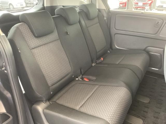 �t���b�g�ȏ��ƕG���⓪��X�y�[�X�ȂǏ\���ȍL��������܂��B