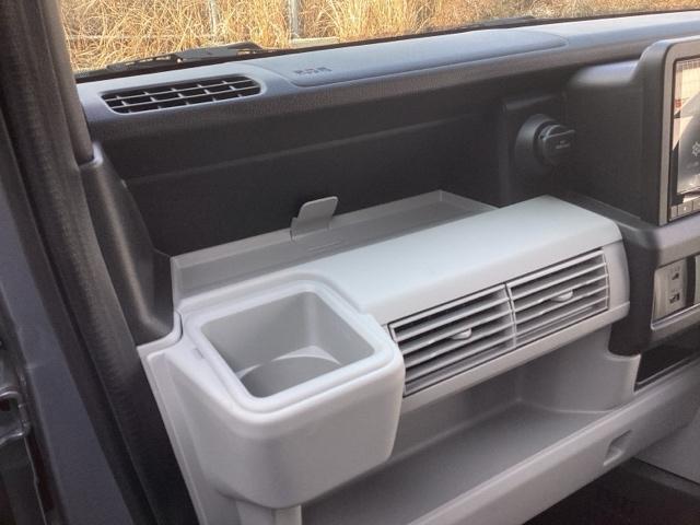 Ｎ－ＶＡＮ ｅ： ｅ：Ｌ４　純正ナビ　フルセグ　電気自動車　バックモニター　フルオートエアコン　パワーウィンドー　運転席シートヒーター　パーキングセンサー　アクティブクルーズコントロール　ＥＴＣ車載器　キーレス　両スライドドア（42枚目）