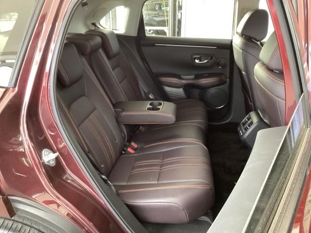 �t���b�g�ȏ��ƕG���⓪��X�y�[�X�ȂǏ\���ȍL��������܂��B����S�n���ǂ��A���K�ȃh���C�u���y����ł��������܂��B