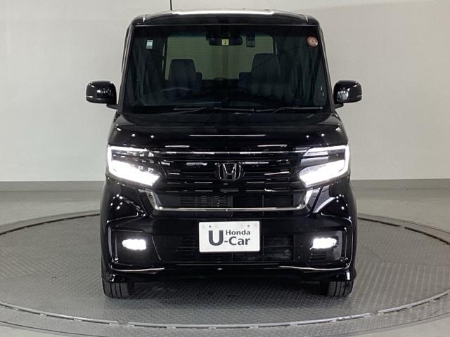 Ｎ－ＢＯＸカスタム Ｌターボスタイル＋ブラック　純正メモリーナビ　ドラレコ　リアカメラ　左右電動スライドドア　シートＨ　ＤＶＤ再生可　オートクルーズ　記録簿　地デジチューナー　エアバッグ　スマートキ－　サイドエアバッグ　リヤカメラ　ベンチシート（6枚目）