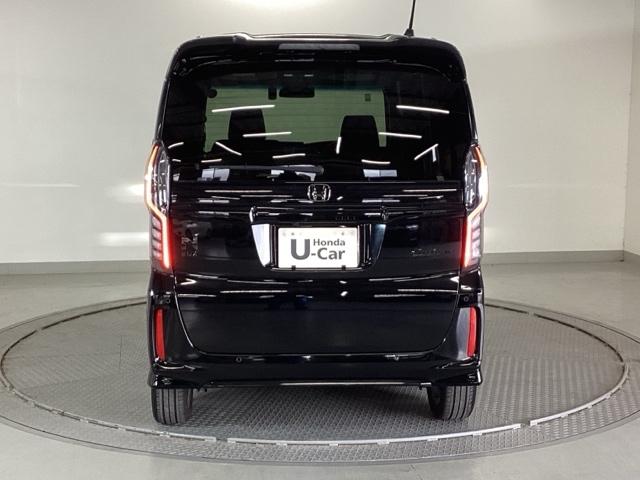 Ｎ－ＢＯＸカスタム Ｌターボスタイル＋ブラック　純正メモリーナビ　ドラレコ　リアカメラ　左右電動スライドドア　シートＨ　ＤＶＤ再生可　オートクルーズ　記録簿　地デジチューナー　エアバッグ　スマートキ－　サイドエアバッグ　リヤカメラ　ベンチシート（9枚目）