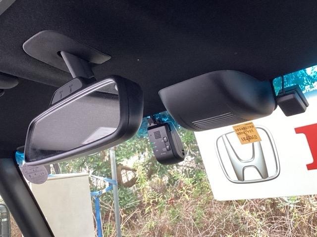 Ｎ－ＢＯＸカスタム Ｌターボスタイル＋ブラック　純正メモリーナビ　ドラレコ　リアカメラ　左右電動スライドドア　シートＨ　ＤＶＤ再生可　オートクルーズ　記録簿　地デジチューナー　エアバッグ　スマートキ－　サイドエアバッグ　リヤカメラ　ベンチシート（48枚目）