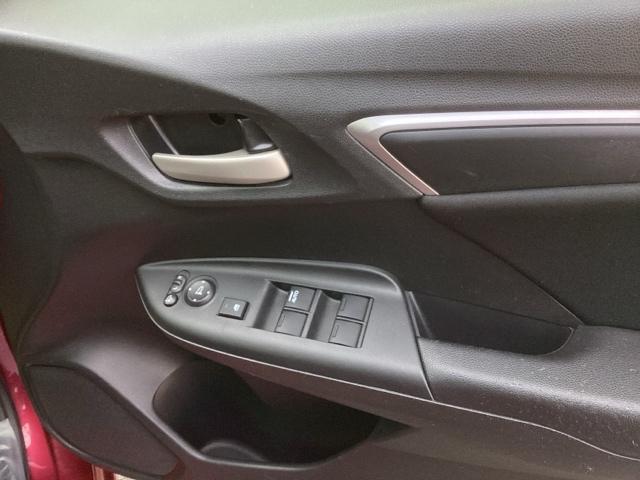 フィット 13G・Lホンダセンシング 純正ナビ フルセグ リアカメラ Bカメ スマキー USBポート Dレコ イモビ フルオートエアコン LEDヘッドライト サイドエアバック キーフリー Wエアバック オートクルーズ パワーステアリング(48枚目)