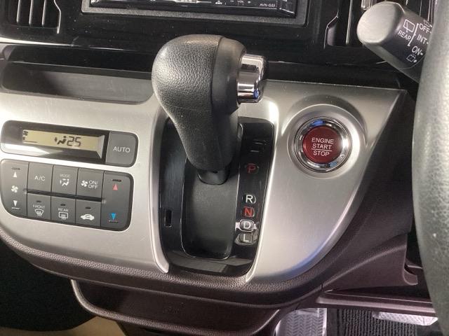 �X�}�[�g�L�[���|�P�b�g��o�b�O�ɓ��ꂽ�܂܂ŁA�L�[���������ނ��ƂȂ��{�^�������������ŃG���W�����n�����܂��B