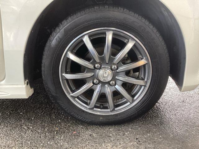 �����������y�A���~�z�C�[���z�𗚂��Ă��܂��̂ŁA�������������܂��Ă��܂��ˁB