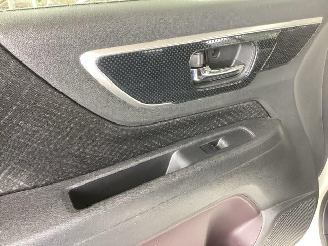 �y�����암���z�����^�b�`�ŁA�p���[�E�C���h�E�̊J���삪�\�ł��B