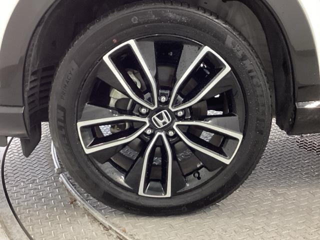 ヴェゼル ｅ：ＨＥＶＺ　リアカメラ　先進ライト　ＥＴＣ　Ｓヒータ　地デジフルセグＴＶ　電動テールゲート　サイドエアバッグ　後カメラ　前後障害物センサー　横滑防止装置　エアコン　ＬＥＤヘットライト　パワステ　ＵＳＢ接続　ＡＢＳ（21枚目）