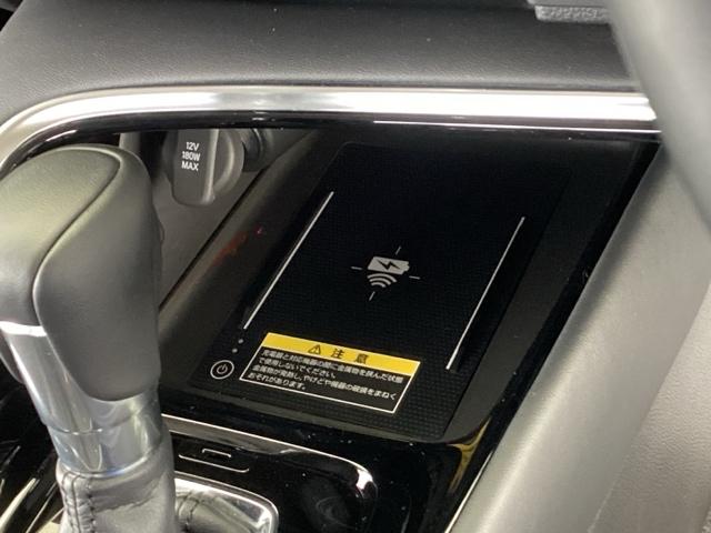 ヴェゼル ｅ：ＨＥＶＺ　リアカメラ　先進ライト　ＥＴＣ　Ｓヒータ　地デジフルセグＴＶ　電動テールゲート　サイドエアバッグ　後カメラ　前後障害物センサー　横滑防止装置　エアコン　ＬＥＤヘットライト　パワステ　ＵＳＢ接続　ＡＢＳ（37枚目）