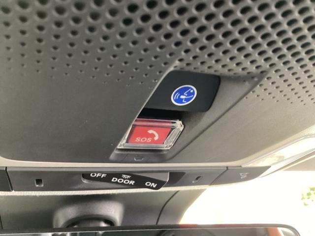 ヴェゼル ｅ：ＨＥＶＺ　リアカメラ　先進ライト　ＥＴＣ　Ｓヒータ　地デジフルセグＴＶ　電動テールゲート　サイドエアバッグ　後カメラ　前後障害物センサー　横滑防止装置　エアコン　ＬＥＤヘットライト　パワステ　ＵＳＢ接続　ＡＢＳ（49枚目）