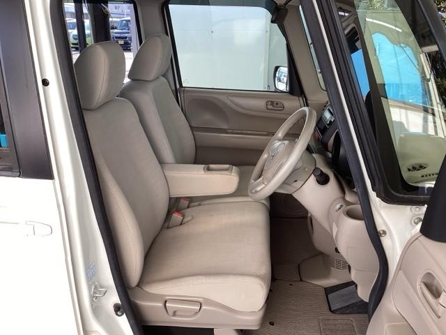 N-BOX C 純正CDチューナー オートエアコン スマキー アイドリングS パワステ パワーウィンドウ Wエアバック 両側スライドドア ESC ベンチシート ABS キーレス エアバック セキュリティーアラーム(15枚目)