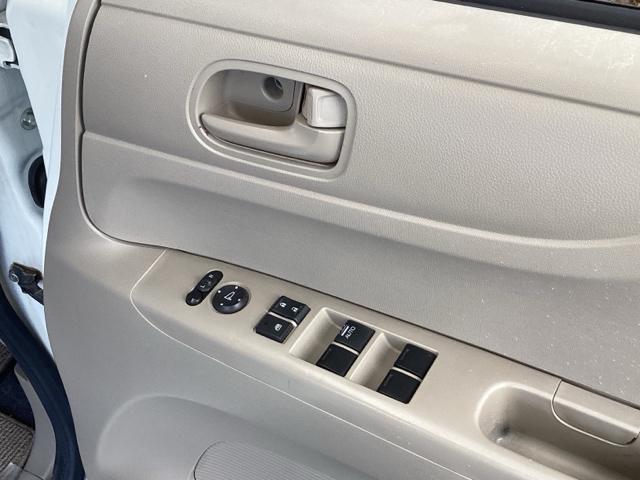 N-BOX C 純正CDチューナー オートエアコン スマキー アイドリングS パワステ パワーウィンドウ Wエアバック 両側スライドドア ESC ベンチシート ABS キーレス エアバック セキュリティーアラーム(46枚目)