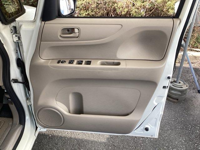 N-BOX C 純正CDチューナー オートエアコン スマキー アイドリングS パワステ パワーウィンドウ Wエアバック 両側スライドドア ESC ベンチシート ABS キーレス エアバック セキュリティーアラーム(47枚目)