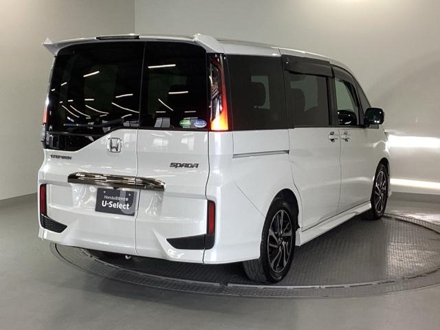 �{�f�B�J���[�́A�v���`�i�z���C�g�p�[���ŁA��i�Ȑ[�݂ƋP��������������z���C�g�ł��I