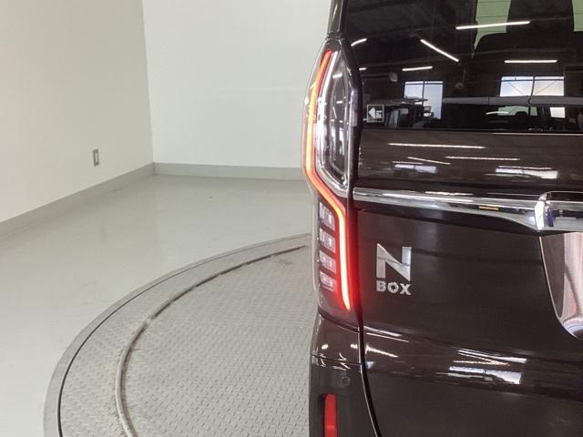 N-BOXカスタム L 純正ナビ フルセグ リアカメラ シートヒーター付き 助手席エアバック Bカメ ナビ・TV LED エアバッグ パワーウインドウ クルコン エアコン スマートキーPスタート USB キーレスエントリー(34枚目)