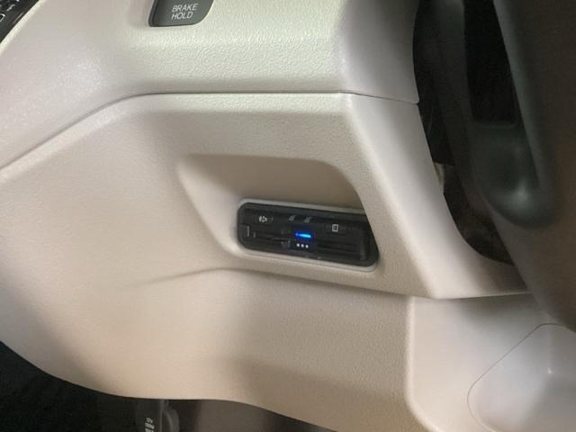 Ｎ－ＢＯＸ ベースグレード　純正ナビ　フルセグ　リアカメラ　ＥＣＯＮ　Ｓヒーター　ＬＥＤヘットライト　ブレーキサポート　キーフリーシステム　盗難防止装置　パワーウインドー　ナビＴＶ　スマートキーシステム　サイドエアバック　ＵＳＢ（14枚目）