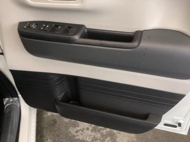 Ｎ－ＢＯＸ ベースグレード　純正ナビ　フルセグ　リアカメラ　ＥＣＯＮ　Ｓヒーター　ＬＥＤヘットライト　ブレーキサポート　キーフリーシステム　盗難防止装置　パワーウインドー　ナビＴＶ　スマートキーシステム　サイドエアバック　ＵＳＢ（45枚目）