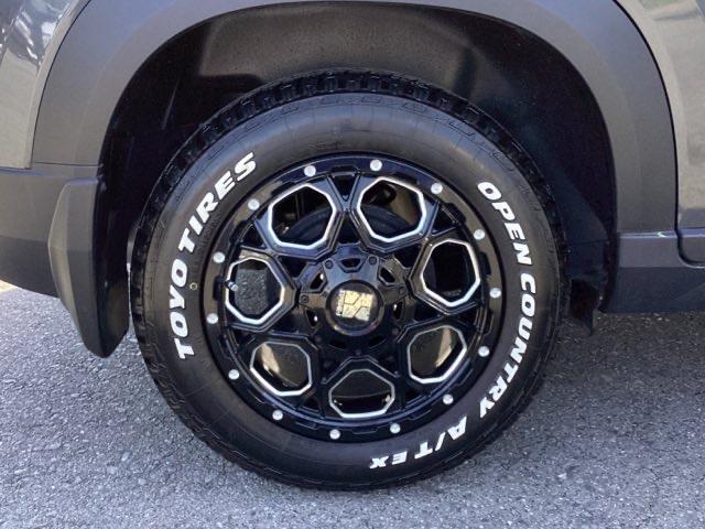 �����������y�A���~�z�C�[���z�𗚂��Ă��܂��̂ŁA�������������܂��Ă��܂��ˁB