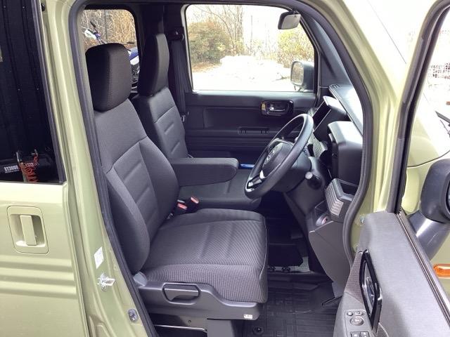 Ｎ－ＶＡＮ＋スタイル ファン　オーディオレス　ＬＥＤヘッド　Ａ－ＳＴＯＰ　衝突被害軽減ブレーキ　パワーステアリング　パワーウィンドウ　バックモニター　エアコン　両側スライドドア　運転席エアバッグ　ＷＳＲＳ　スマートキー　キーフリー（16枚目）