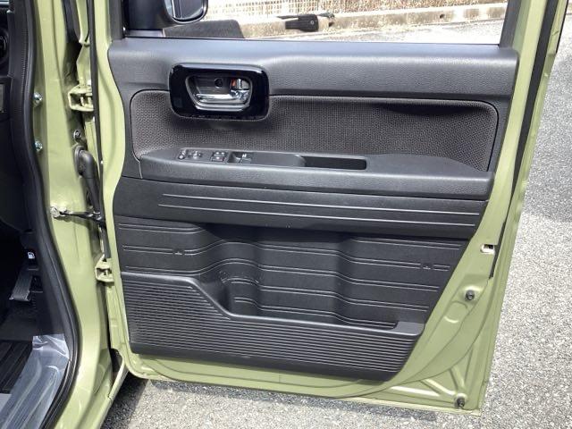 Ｎ－ＶＡＮ＋スタイル ファン　オーディオレス　ＬＥＤヘッド　Ａ－ＳＴＯＰ　衝突被害軽減ブレーキ　パワーステアリング　パワーウィンドウ　バックモニター　エアコン　両側スライドドア　運転席エアバッグ　ＷＳＲＳ　スマートキー　キーフリー（50枚目）