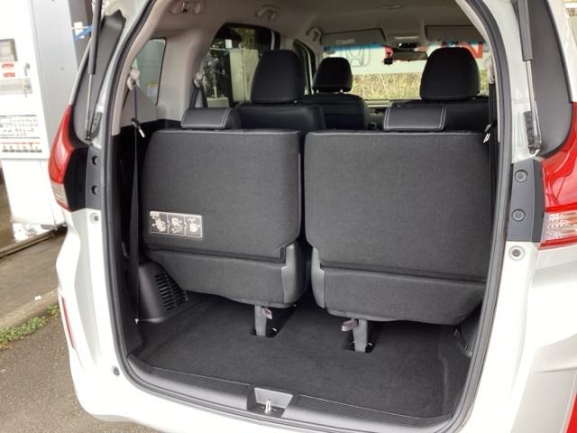 フリード Ｇ・ホンダセンシング　純正ナビ　フルセグ　６人乗り　Ａクルコン　ダブルエアバック　スマキー　セキュリティ　横滑防止装置　カラーバックモニター　ＬＥＤランプ　エアコン　パワーウィンドウ　３列シ－ト　ＳＲＳ　ＥＴＣ　ＤＶＤ（22枚目）