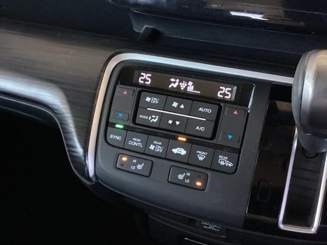 ステップワゴンスパーダ スパーダ・クールスピリット　純正ナビ　全周囲カメラ　７人乗り　ＶＳＡ　全方位モニター　シ－トヒ－タ－　地デジフルセグ　盗難防止　ＬＥＤライト　両側電動ドア　エアバッグ　サイドエアバック　キーフリー　ＵＳＢ接続　ＥＴＣ車載器（13枚目）