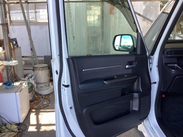 ステップワゴンスパーダ スパーダ・クールスピリット　純正ナビ　全周囲カメラ　７人乗り　ＶＳＡ　全方位モニター　シ－トヒ－タ－　地デジフルセグ　盗難防止　ＬＥＤライト　両側電動ドア　エアバッグ　サイドエアバック　キーフリー　ＵＳＢ接続　ＥＴＣ車載器（38枚目）