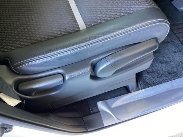 ステップワゴンスパーダ スパーダ・クールスピリット　純正ナビ　全周囲カメラ　７人乗り　ＶＳＡ　全方位モニター　シ－トヒ－タ－　地デジフルセグ　盗難防止　ＬＥＤライト　両側電動ドア　エアバッグ　サイドエアバック　キーフリー　ＵＳＢ接続　ＥＴＣ車載器（47枚目）