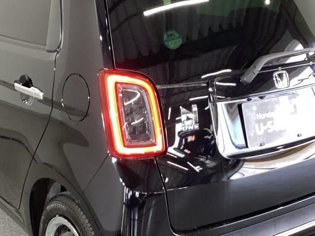 Ｎ－ＯＮＥ オリジナル　純正メモリーナビ　リアカメラ　ＥＴＣ　両席エアバック　サイドカーテンエアバック　盗難防止　ＬＥＤヘッド　スマキー　フルオートエアコン　横滑り防止機能　Ｃソナー　バックカメラ　キーフリー　ｉストップ（27枚目）