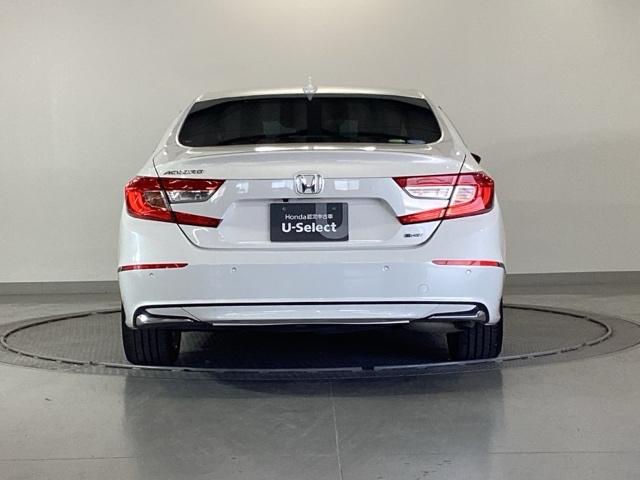 �{�f�B�[��C���e���A�͐��X�^�b�t������䒚�J�ɖ����A�N���[�j���O���Ă��܂�