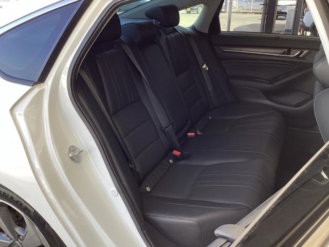 �t���b�g�ȏ��ƕG���⓪��X�y�[�X�ȂǏ\���ȍL��������܂��B