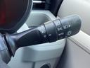 【オートライト(AUTO)】外の明るさをシステムが感知して、自動でヘッドライトが点灯します!ヘッドライトをつけ忘れを防ぐ便利機能です