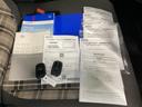 ベースグレード　ＨｏｎｄａＣＯＮＮＥＣＴ対応純正メモリーナビ　ドラレコ　踏み間違い防止装置　サイドカメラ　Ｂカメラ　全周囲カメラ　横滑り防止機能　ＬＥＤランプ　クルーズコントロール　パワーウィンドウ　スマートキー（22枚目）