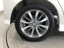 純正アルミホイールです。足元が引き立つので、車全体のイメージがアップしますよ！