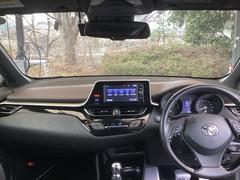 �ե���ȥ��饹���礭�����磻�ɤʻ볦�Ǳ�ž�⤷�䤹���ʤ�褦�ˡ��߷פ���Ƥ��ޤ��� 3