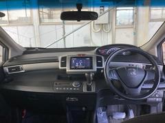 �ե���ȥ��饹���礭�����磻�ɤʻ볦�Ǳ�ž�⤷�䤹���ʤ�褦�ˡ��߷פ���Ƥ��ޤ��� 3