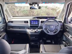 �ɥ饤�С����濴�˼����˼꤬�Ϥ����֤ˣ��ԥ��쥯�ȥ�С��䥨�������͡��������å��ʤɤ����֡��������ͥ��Ƥ��ޤ� 2