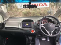 �ե���ȥ��饹���礭�����磻�ɤʻ볦�Ǳ�ž�⤷�䤹���ʤ�褦�ˡ��߷פ���Ƥ��ޤ��� 3