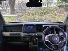 �ե���ȥ��饹���礭�����磻�ɤʻ볦�Ǳ�ž�⤷�䤹���ʤ�褦�ˡ��߷פ���Ƥ��ޤ��� 3