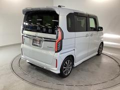 �����Τ褦�����˥��꡼�˥󥰤���Ƥ��ꡢ�ȤƤ⥭�쥤�ʥܥǥ��Ǥ��衣�����Ϥ���������������Ǥ��� 6